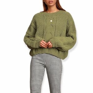 Lulu’s Cable Sweater NWT